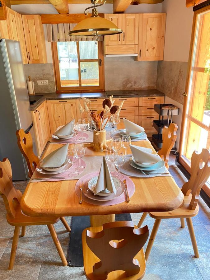Apartma In Bungalov Jezerci Gozd Martuljek Exteriör bild