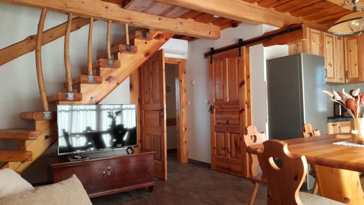Apartma In Bungalov Jezerci Gozd Martuljek Exteriör bild