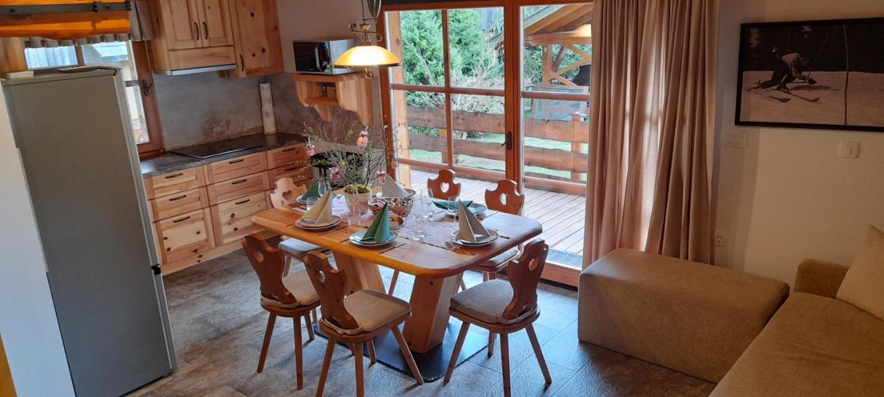 Apartma In Bungalov Jezerci Gozd Martuljek Exteriör bild