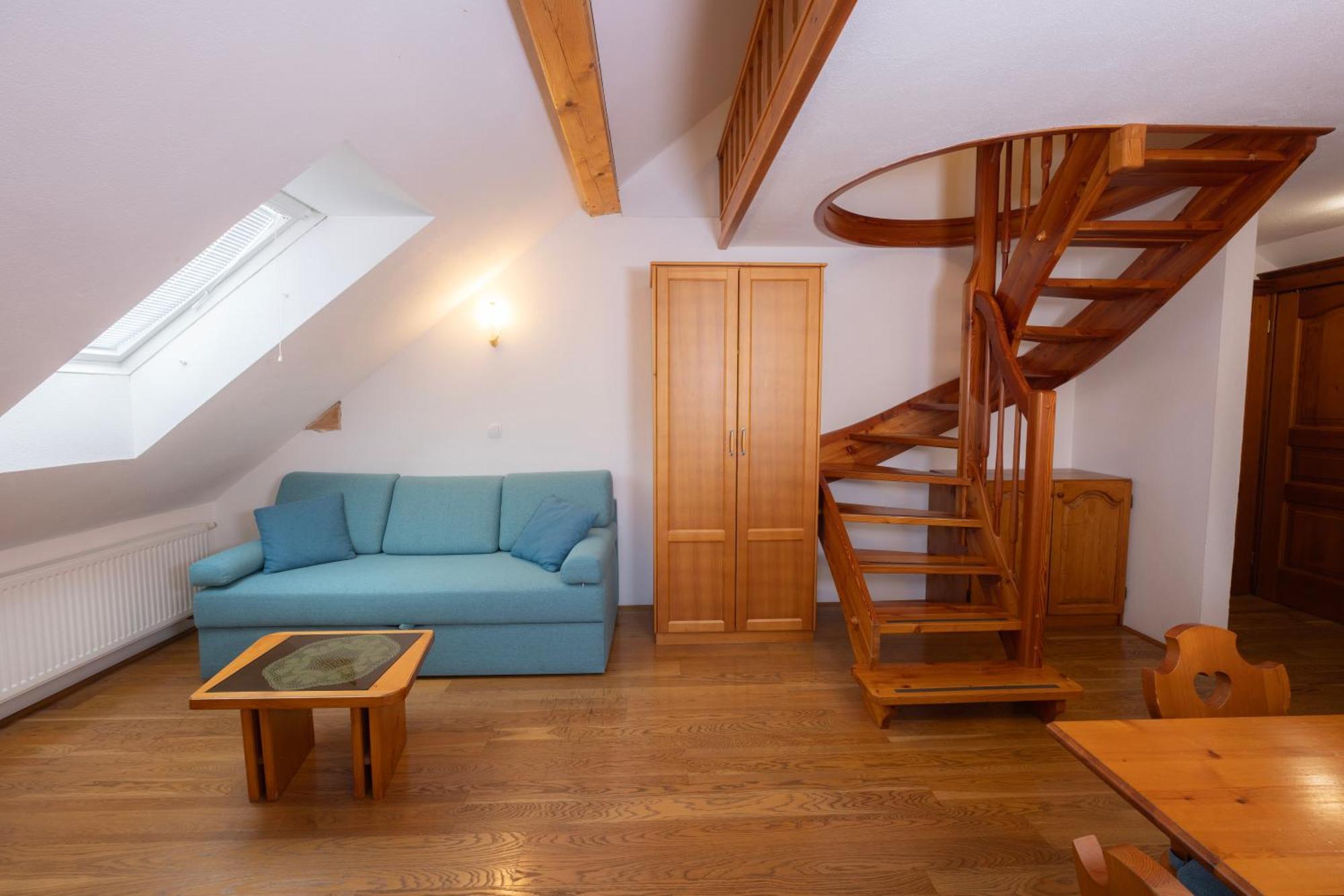Apartma In Bungalov Jezerci Gozd Martuljek Exteriör bild
